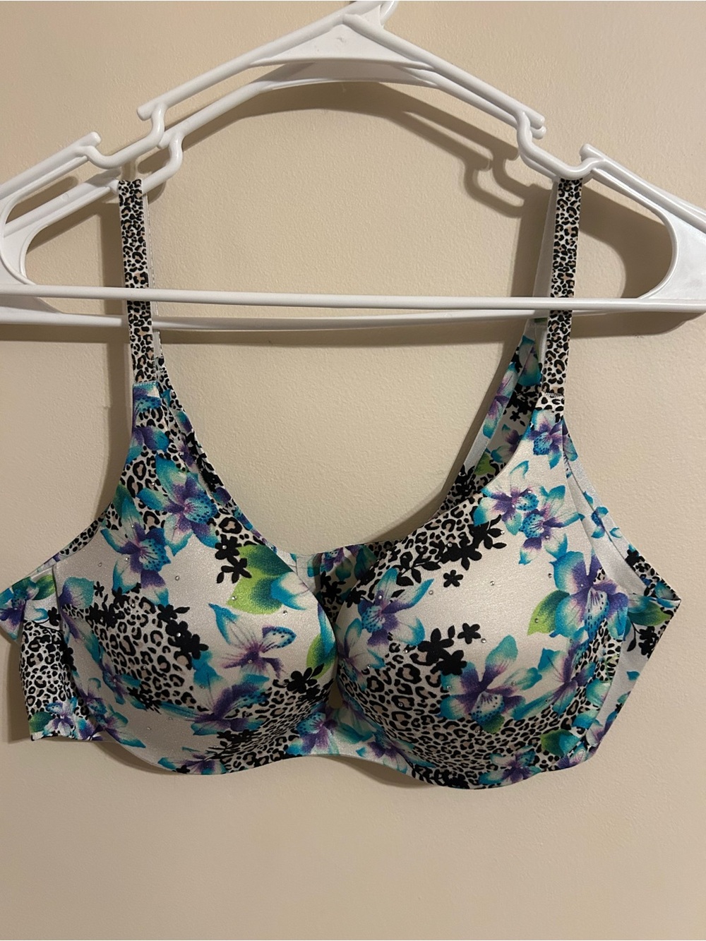 Victoria’s secret Floral Leopard Print Underwire push up Bra